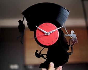 Climbing Men Vinyl Record Wall Clock Birthday Gift for Him Christmas Present Idea for Man Cave Climbing Lover Illustration for Travellers