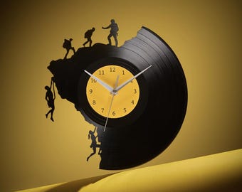Climbing Men Vinyl Clock Climber Gift for Him Adventurer Wall Art for Extreme Sports Lover Modern Artwork for New Home Mountain Lover Gift
