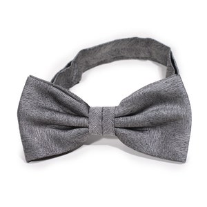 Woodgrain Texture Tie in Graphite Gray Modern Graphite Gray Mens Wedding Necktie image 3