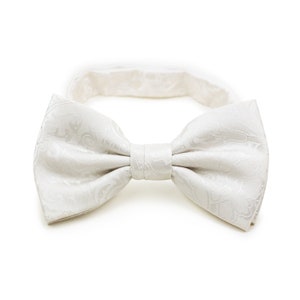 Ivory Paisley Bow Tie | Mens Bow Tie in Ivory Paisley Design | Formal Wedding Bow Ties in Ivory with Paisleys (pre-tied bow tie)