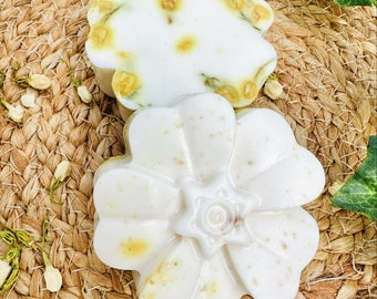 Sun-Kissed Honeysuckle Bar Soap || Scented Soap || Jasmine Soap || Spring Scented