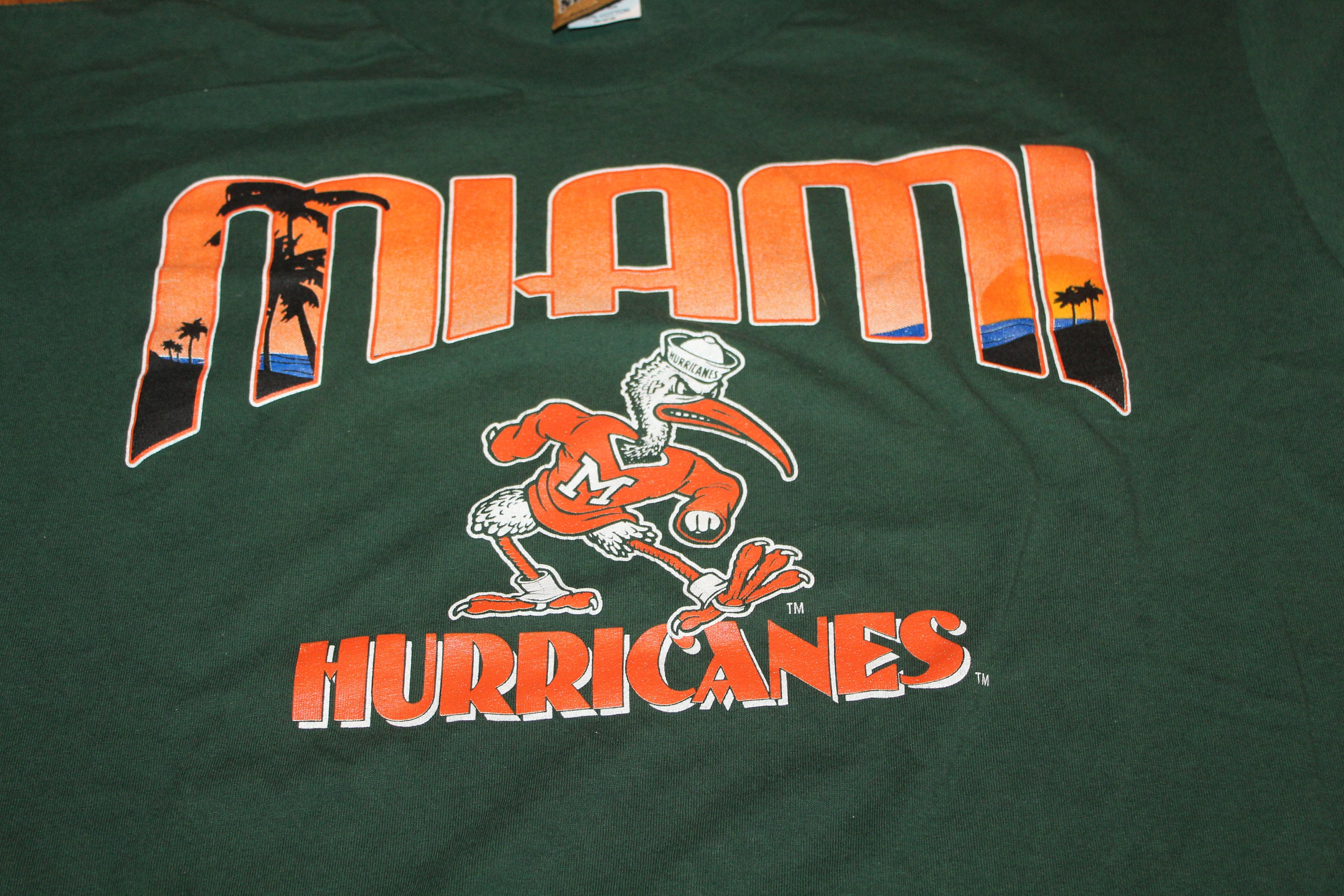 Maillot Vintage NCAA Miami Hurricanes DeLong Taille M – Orange Flash, Licence Officielle