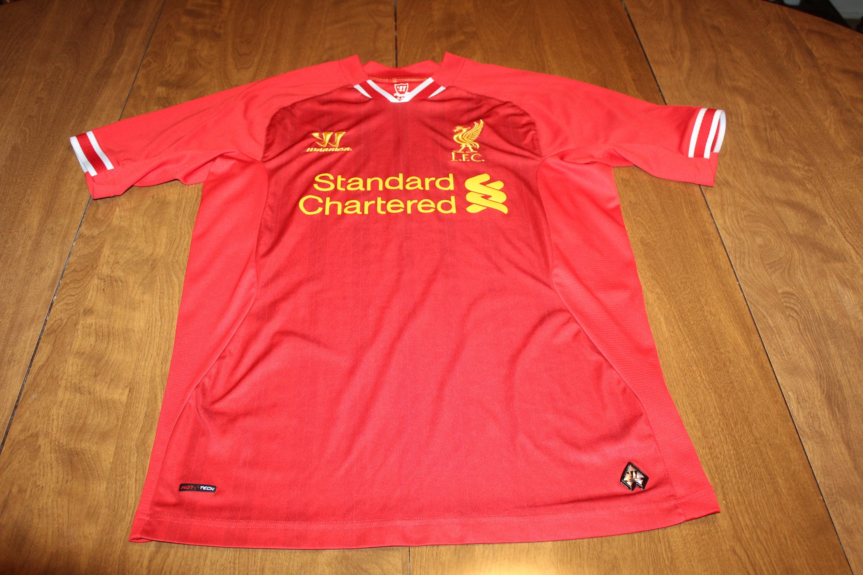 RARE WARRIOR Liverpool Home Premier League Jersey 2013/2014 : Size