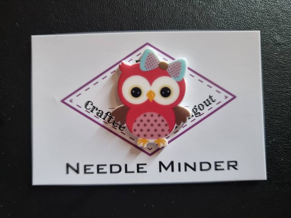 Blue Bow Owl Needle Minder