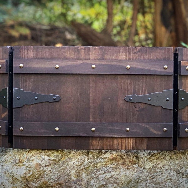 DM Screen | Dungeon Master Screen | "The Siege" Dark Stain | DND Gift