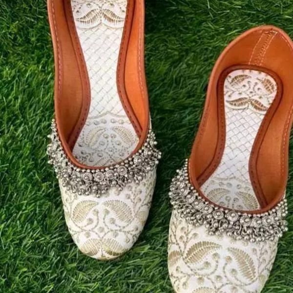 PERSONALIZED Embroidered JUTTIES, Desi Footwear For Women, beautiful party wear, Mojris with jewelry, ORNAMENTAL comfortable flat half shoes