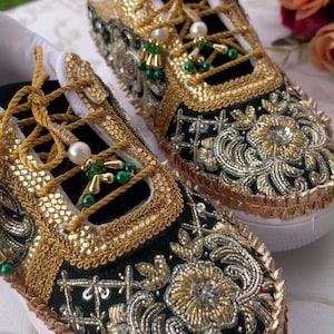 TÊNIS DE NOIVA criativos exclusivos, PERSONALIZADOS, bordados intensamente, sapatos verdes para noiva, tênis de cano baixo, presente para ela, tênis Mehendi