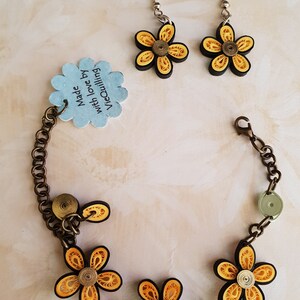 Set of flower Quilling bracelet and earring