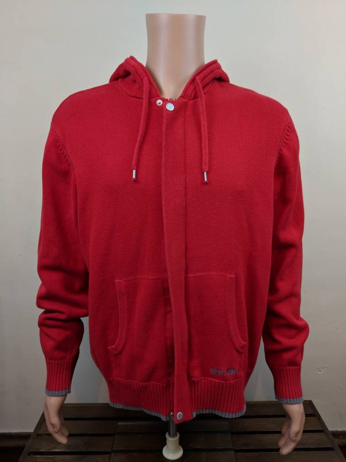 purple guess sweatshirt