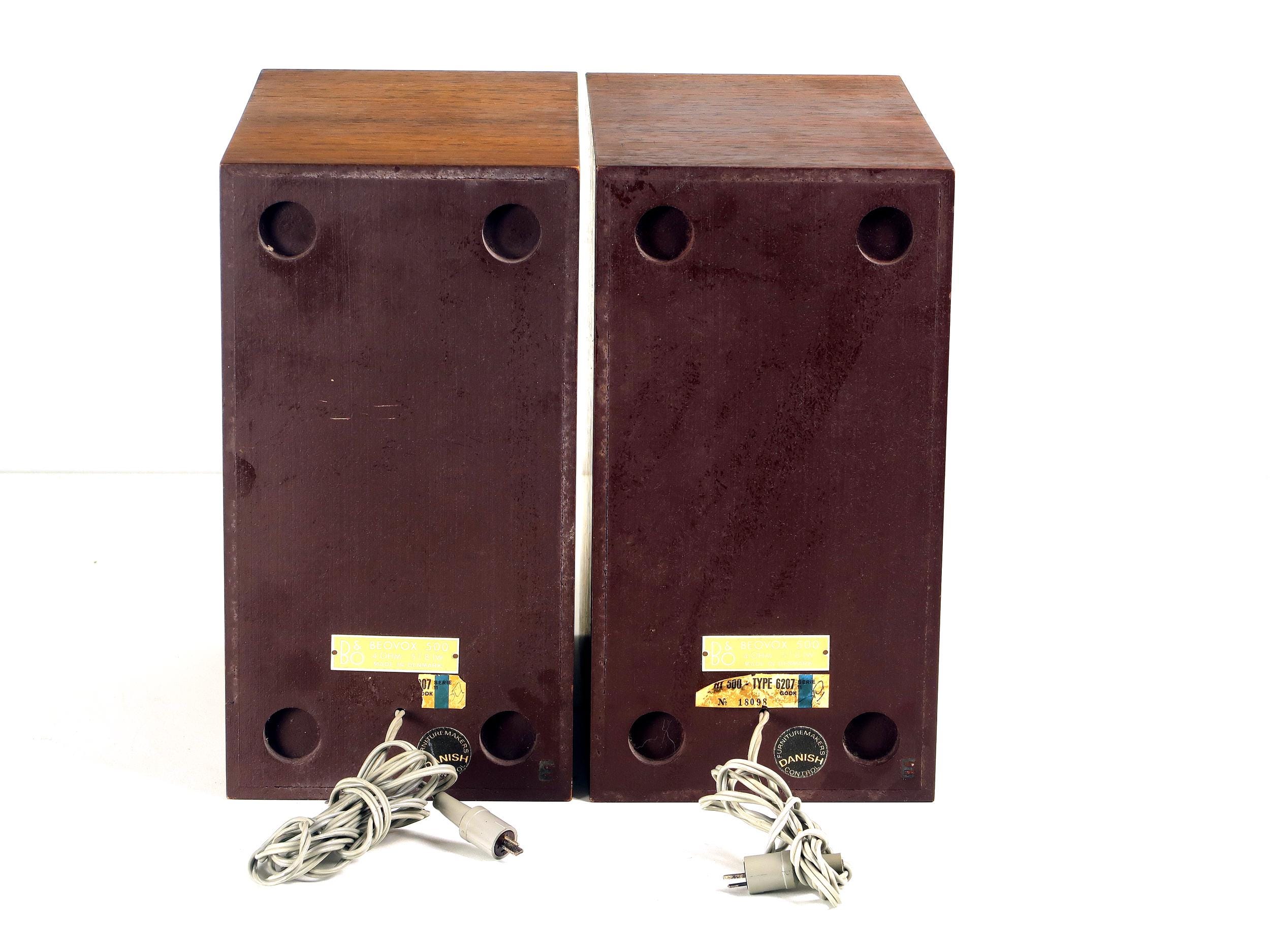 Vintage Bang & Olufsen Beomaster 900M Radio With Beovox Speakers