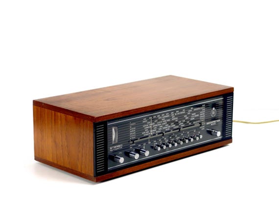Vintage Beomaster 900M BANG and OLUFSEN Danish Design Wood Cabinet