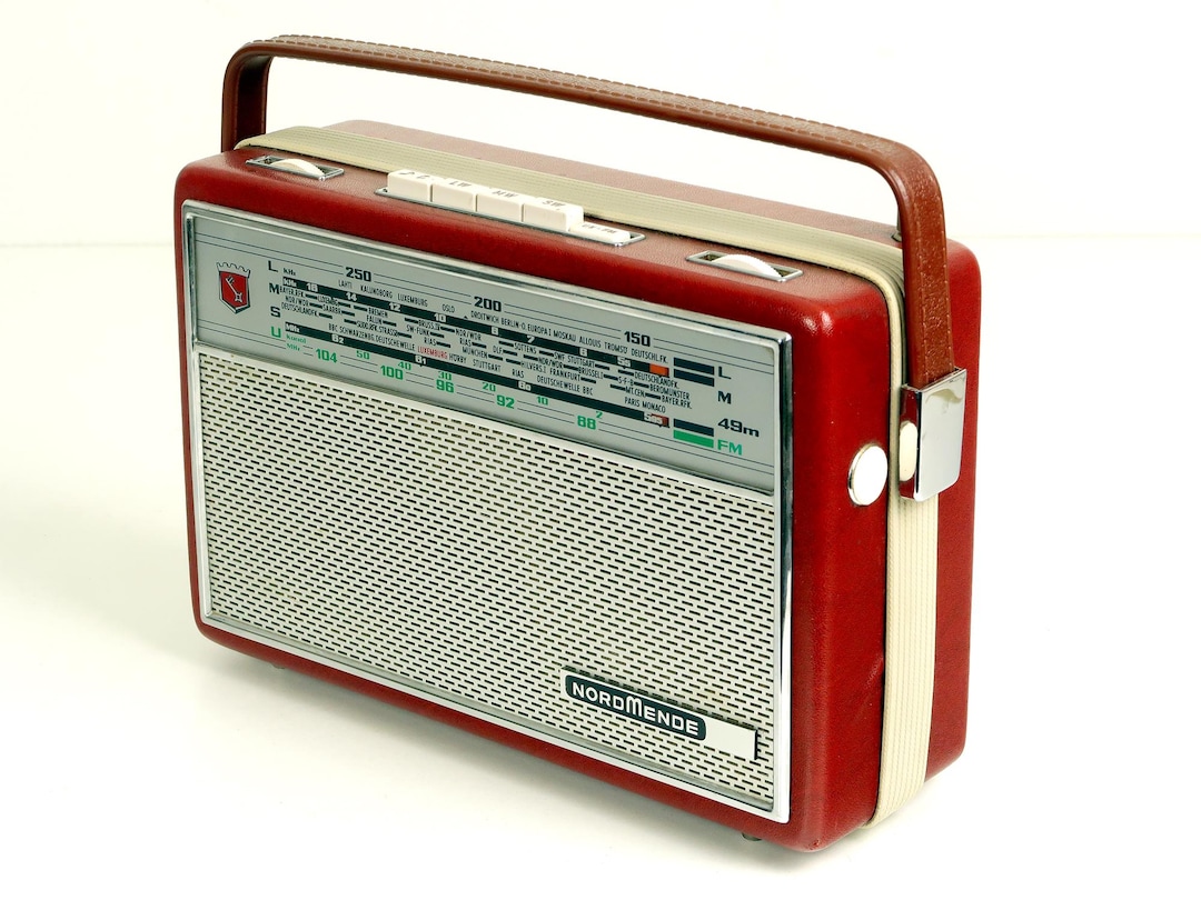 RADIO PANASONIC RF-2400D +Test OK ! FM/Transistor/Portable/Poste/Vintage no sony EUR 21,26 - FR