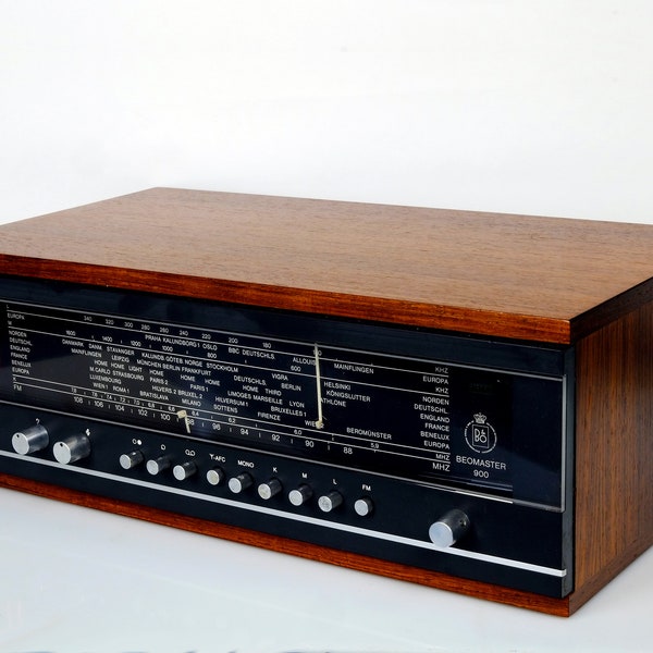 B&O Beomaster 900M BANG and OLUFSEN Amplifier Receiver Tuner Danish Design  Wood Cabinet 60s  Radio