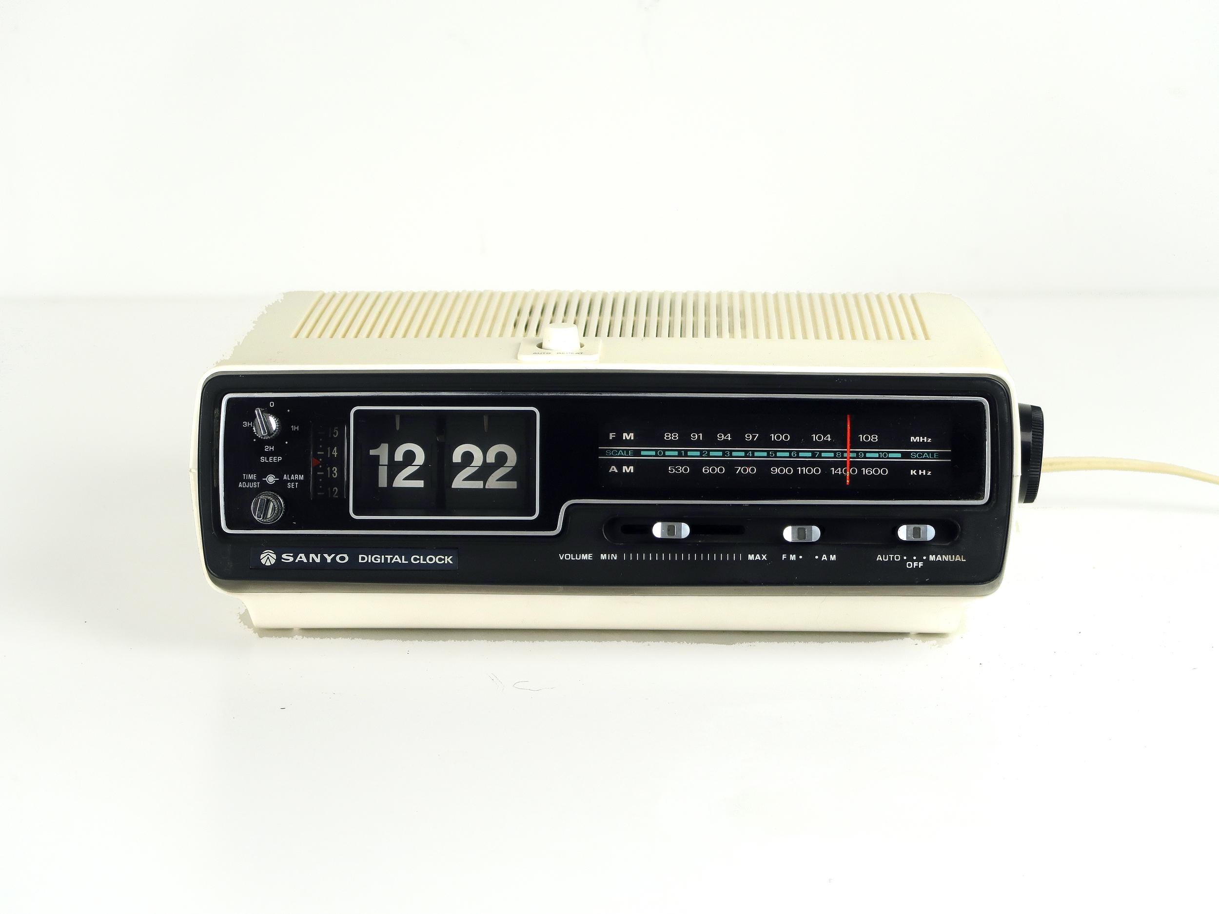 Sanyo Alarm Clock - Etsy