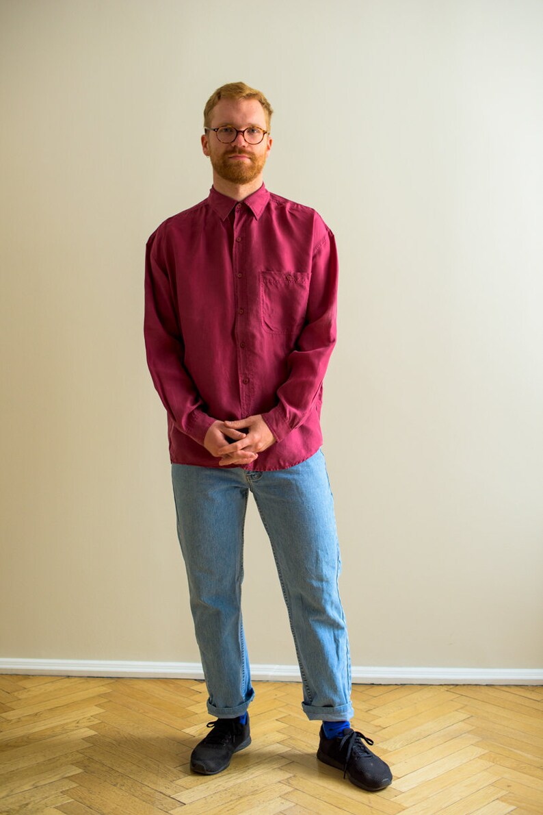 Vintage silk long sleeved 90s button up collared purple magenta shirt size L .