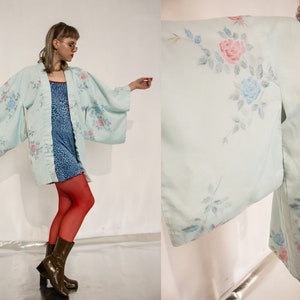 Vintage light blue authentic Japanese haori jacket / Rose floral romantic oriental one size kimono jacket