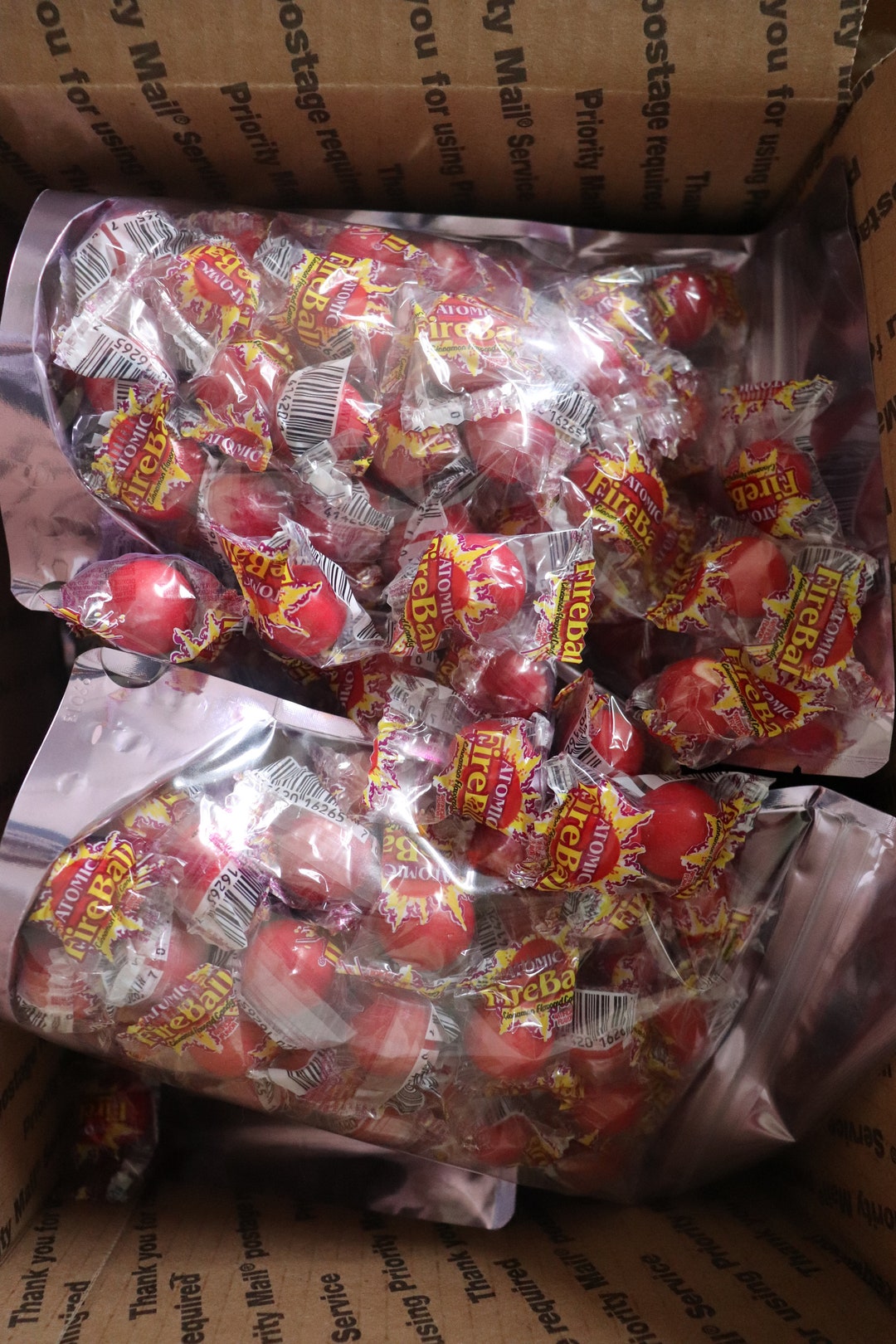 ATOMIC Fireball Candy Feugo HOT Cinnamon Jawbreaker Sweet Burning Sensation This Cinnamon Hard
