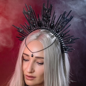 Gothic headpiece, Witch costume, Black halo crown, Celestial crown, Evil queen, Vampire headpiece, Day of the dead headpiece, Moon crown