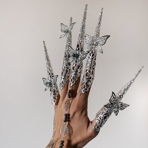 Silver finger claws Armor rings Fairy Gothic cosplay bracelet Sugar skull Nails Jewellery Halloween Filigree Jewellery Butterfly bracelet