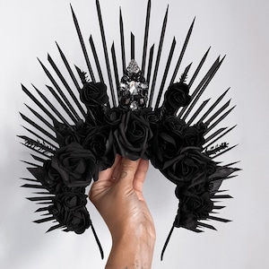 Black halo crown, Wedding gothic headband, Fall flower crown, Dark Woodland tiara, Bridal black headband, Witch crown, Evil Queen hair piece