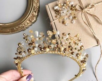 Quince crown, Flower girl crown, Gold crown, Bridal crown, Goddess crown, Gold Bridal headpiece, Wedding headpiece, Gold flower crown beaded
