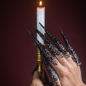 Black finger claws, Gothic Bracelet, Witch Nails , Armour Rings Gloves, Halloween jewelry, Pagon Dark Nail Vampire bracelet Witch costume