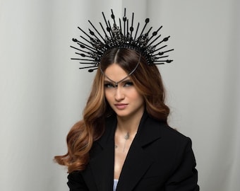 Gothic black halo crown headband, Dark fairy headpiece, Vampire wedding sunburst crown black crystals, Forest witch costume, Goddess crown