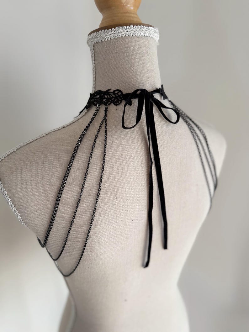 Black lace choker moon, Shoulder Chains Necklace, Gothic wedding, Evil Queen costume, Vampire Witch cosplay, Victorian Bridal Body Jewelry, black lace corset belt gothic romantic style, Alternative wedding belt