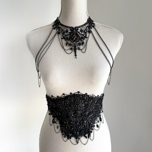 Black lace choker moon, Shoulder Chains Necklace, Gothic wedding, Evil Queen costume, Vampire Witch cosplay, Victorian Bridal Body Jewelry, black lace corset belt gothic romantic style, Alternative wedding belt