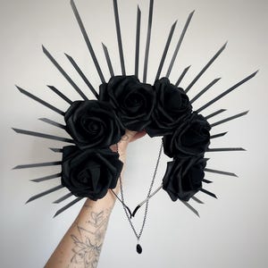 Gothic headpiece, Black Halo crown, Vampire crown, Forest witch tiara, Black flower halo, Santa Muerte crown, Dark queen crown, Witch crown