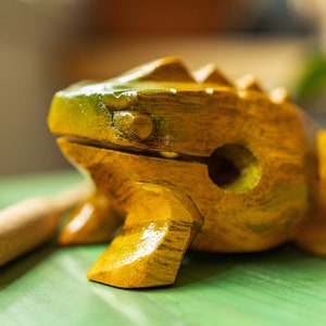 Wood Frog Guiro Musical Percussion Instrument