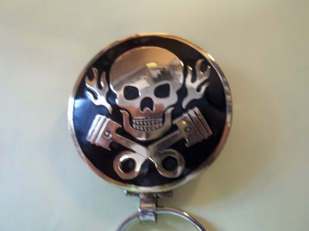 539 540 MOTORCYCLE 'CHROME' SKULL Key Ring With Crossed Pistons - Etsy