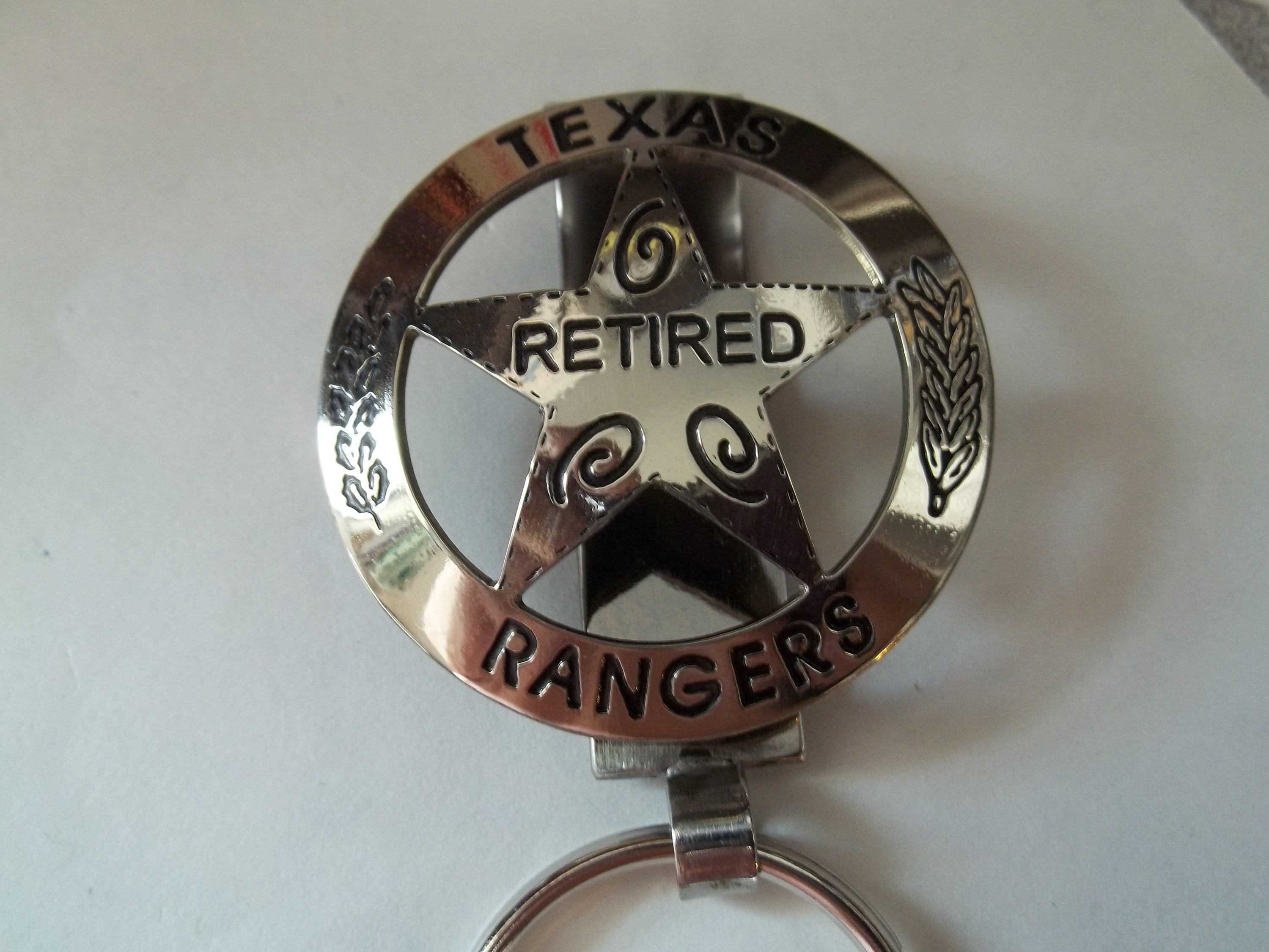 TEXAS RANGER BADGE – 1 TROY OUNCE – 39MM (ANTIQUE FINISH) – Limited Mintage