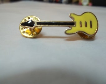 802# GUITAR HAT PIN in Yellow with Gold Trim