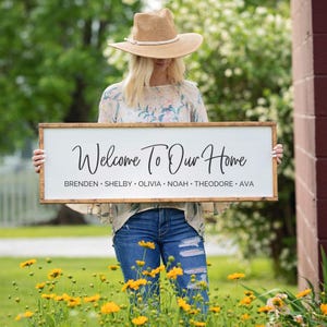 Welcome to Our Home Sign, Family Established Sign, Name Sign, Wedding Gift, Housewarming Gift, Anniversary Gift, Mothers Day, Newlywed Gift