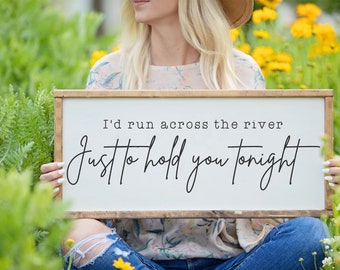 Gefiederte Indianer Songtexte Zeichen, I'd Run Across the River Zeichen, gerahmte Holzschild, Wanddekor, Geschenk für sie, Musikzimmer, Country-Musiktexte
