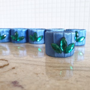 Anillos caseros de servilleta azul, conjunto de seis anillos, decoración de mesa, anillos de cartón, romántico, boda, juegos de mesa de comedor, celebración, zircón verde