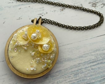 2" Natural Shell Beaded Round Pendant Necklace with Swarovski Crystals