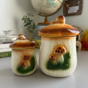 Set of Arnel&#39;s Merry Mushroom Cansisters