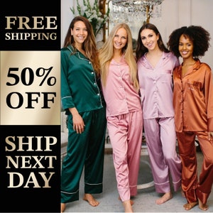 Bridesmaid Pajamas Bridesmaid PJs Long Sleeve and Short Pants Bridesmaid Sleep Shirts Bridal Party Pajamas Sorority Pajamas Bridesmaid Robes