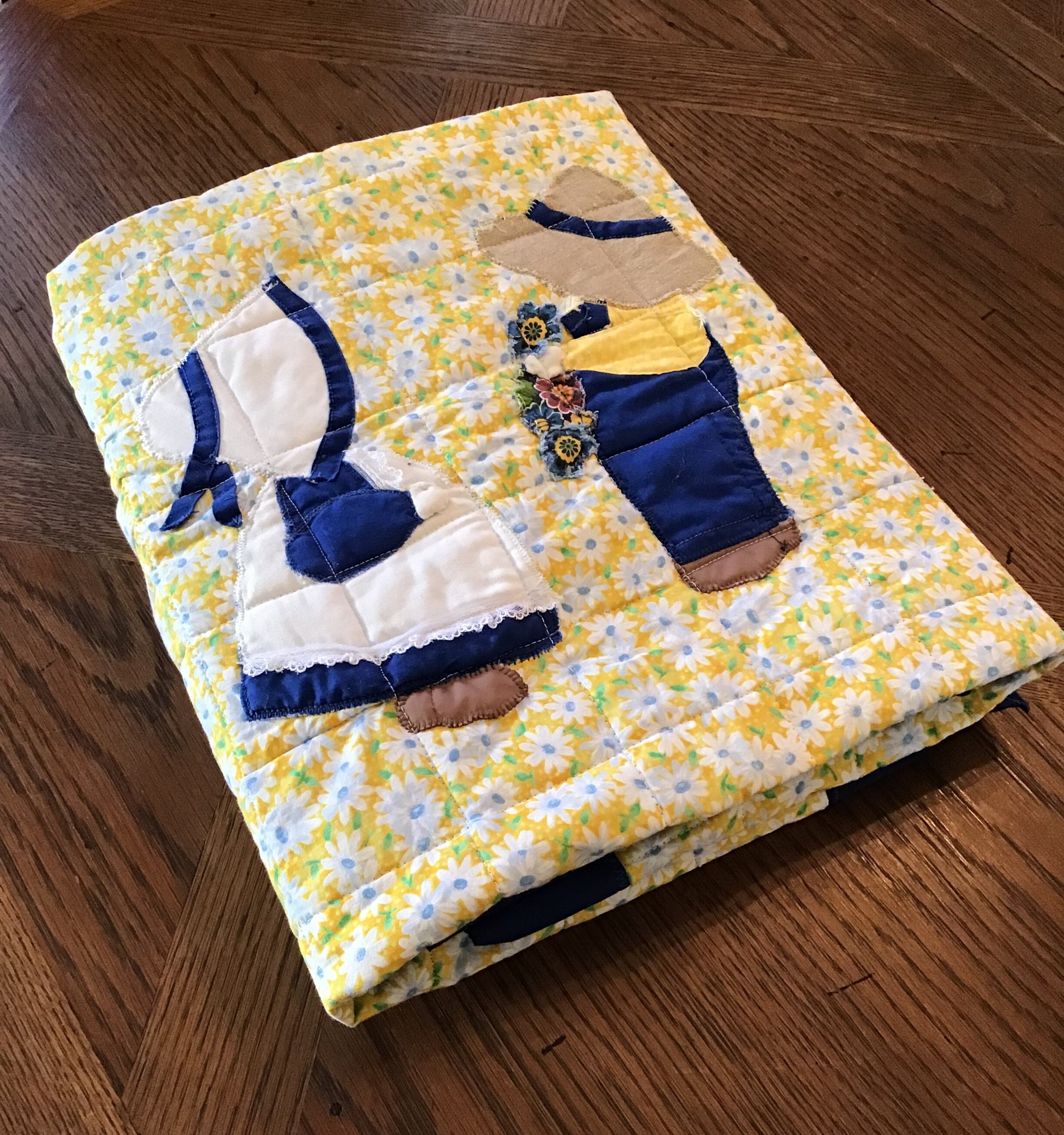 Navy blue & yellow quilt handcrafted appliqués Etsy