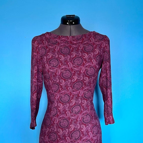 Elegant 1960s Paisley Pencil Dress with 3/4-Lengt… - image 1