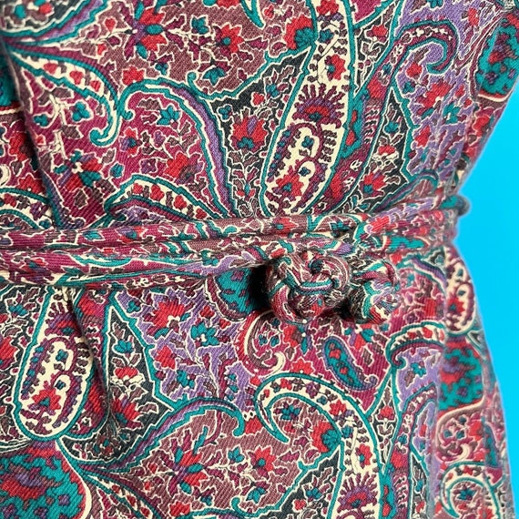 Eye-catching 1960s/1970s Paisley Dress with Short… - image 5