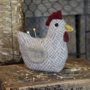 Chicken Pin Keep *Pincushion Sewing Pattern* By: Jennifer Clemen - Cottonwood Creations #655