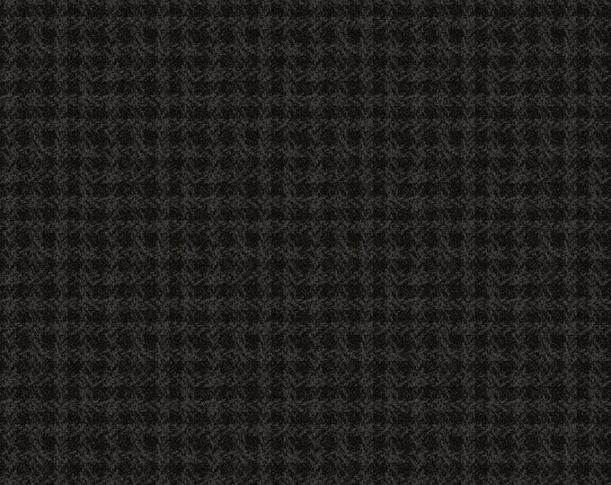 Black Texture Flannel Holly Jolly *By The 1/2 Yard* From: Bonnie Sullivan Maywood Studios MASF10898-J