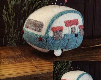 Vintage Camper *Pincushion Sewing Pattern* By: Jennifer Clemen - Cottonwood Creations #636