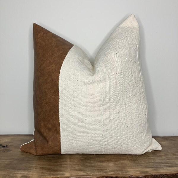 Luane | 20x20 mudcloth pillow cover - mud cloth in creamy ivory white + faux leather