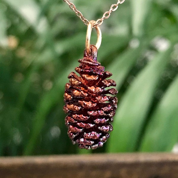 Collier automne cuivré pomme de pin