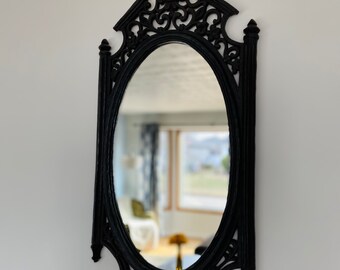 Syroco NY 1960s resin mirror