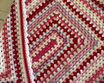 Handmade Granny Square Valentine Blanket • Pink Red Purple Crochet Throw • Scalloped Border